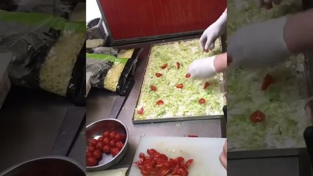 Закрытая пицца - "Цезарь" смотреть онлайн