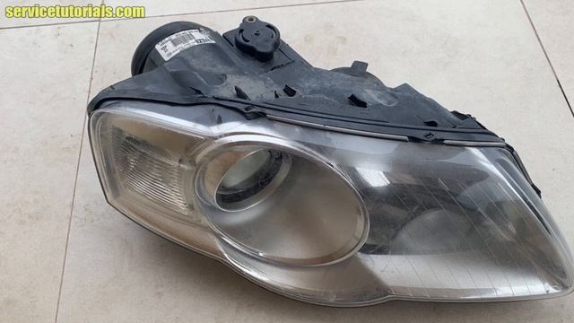 TUTORIAL: How to Manually Adjust Headlights on Volkswagen Passat B6 (2006-2010) смотреть онлайн