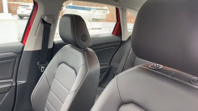 2023 Volkswagen Jetta SE walk around смотреть онлайн