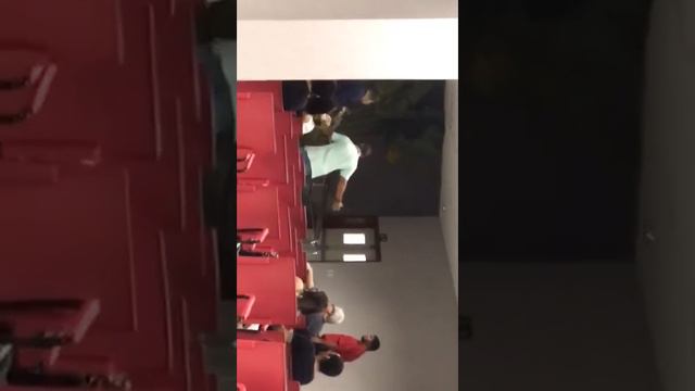 Ricardo Coutinho é hostilizado na faculdade Iesp durante palestra смотреть онлайн