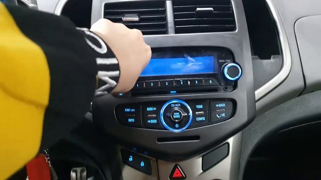 2012 GM Daewoo (Chevrolet) Aveo Hatchback REARCAM+SUNROOF M/T/040974 смотреть онлайн