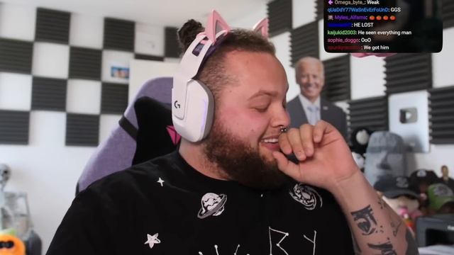If I Laugh the Video Ends and I HEEELP HELP ME смотреть онлайн