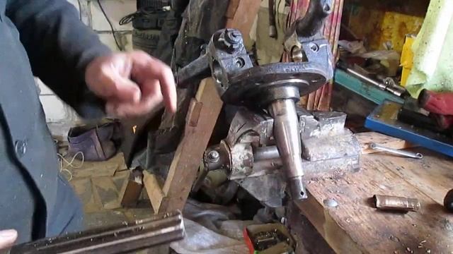 Центрация втулок шкворня ГАЗ 53 смотреть онлайн