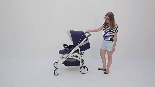 Обзор коляски Inglesina Trilogy (Инглезина Трилоджи) на HappeakTV смотреть онлайн