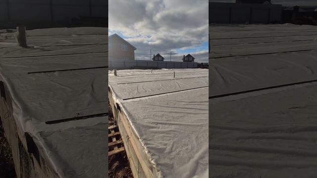 Новая стройка. Серия 1. Залита плита 20см. Бетон ГОСТ М300. Присадка до -5 смотреть онлайн