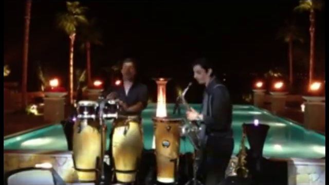 Playing sax and drums - house music смотреть онлайн