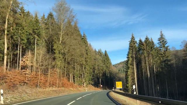 Нашёл брошеную машину с ключами в Германии смотреть онлайн