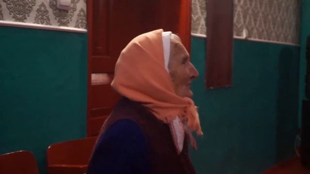 "Под лесом, под тёмным" смотреть онлайн