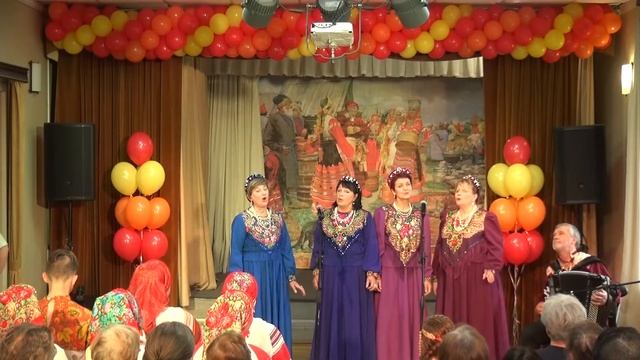 Мне березка дарила сережки смотреть онлайн