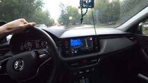 Яндекс навигатор в Skoda Rapid без колхоза. Подключение по проводу с любого телефона.