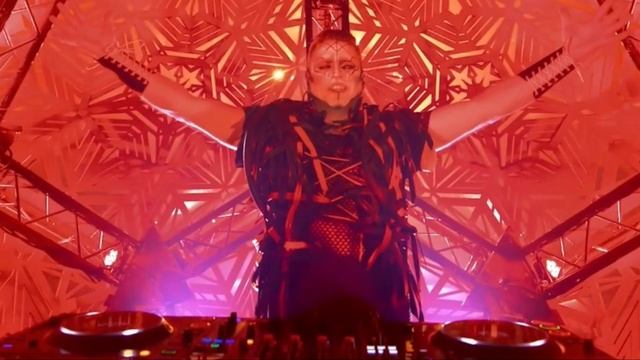 Zany @ Qlimax 2021 - Distorted Reality смотреть онлайн