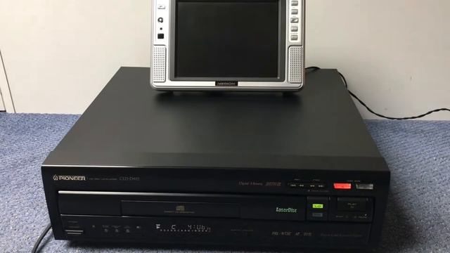 Laserdisc Player Pioneer CLD-D925 - Both Side Play смотреть онлайн