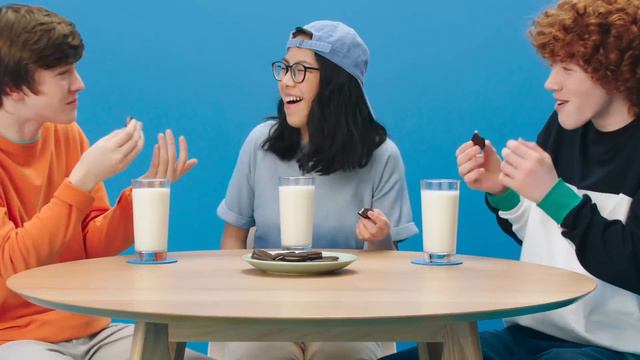 Новый OREO Клубничный вкус! смотреть онлайн