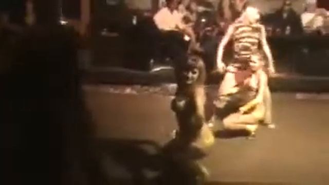 Парный реггетон Мираме, выступление в Ритм Блюзе смотреть онлайн