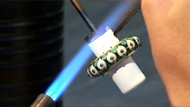 Master Class 7: Beadmaking with Kristina Logan (excerpt) смотреть онлайн