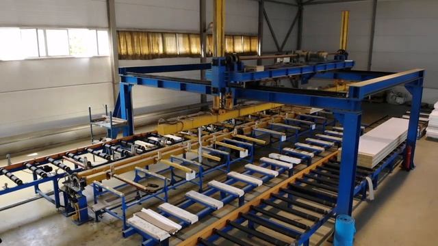 Завод НовоПласт. Сэндвич-панели.