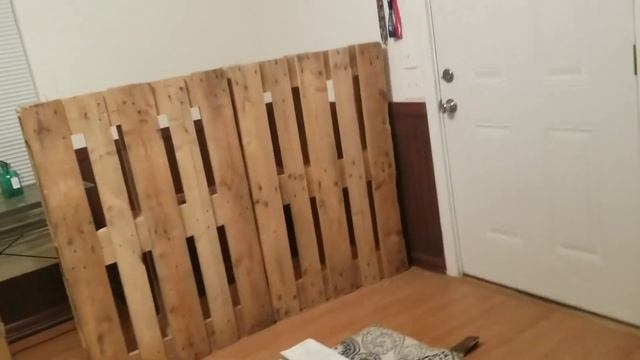 DIY Pallet Bed Frame! | Queen Size Bed | смотреть онлайн