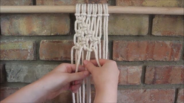 Macrame Geometric Tutorial: Angled Triangles смотреть онлайн