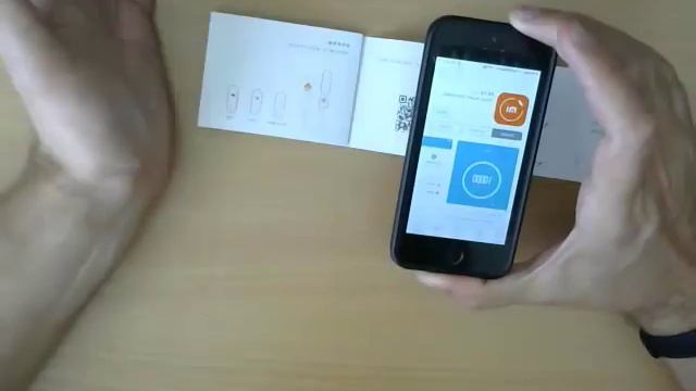 Xiaomi mi Band 2 обзор, тест измерения пульса, установка на Iphone 5 смотреть онлайн