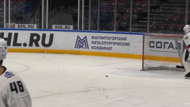 Молодёжная хоккейная лига/Стальные лисы Магнитогорск - Чайка - Нижний Новгород/ Раскатка команд смотреть онлайн