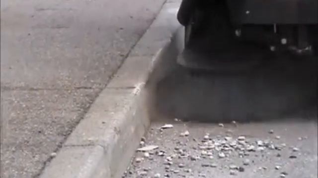 Подметальная машина Karcher KM 120/150 R на www.karcher-belarus.by смотреть онлайн