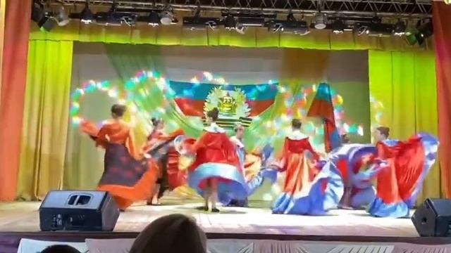 Хореографический коллектив «Грация». Группа «Радуга». Цыганский танец . Руководитель Чамкина М.П. смотреть онлайн
