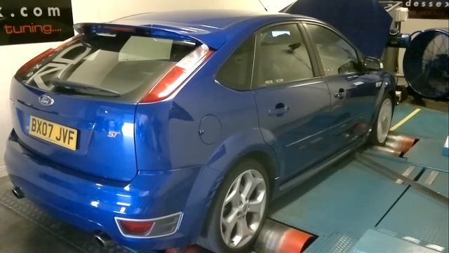 My Focus ST-3 on the rolling road! смотреть онлайн