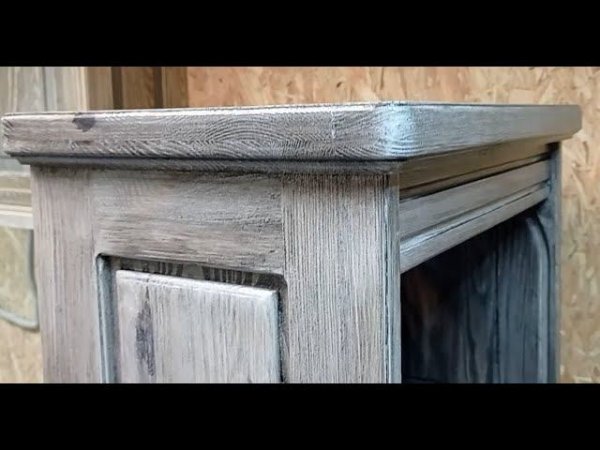 Полка Scaffale per articoli vari. Наношу основной цвет. Пробный выкрас на шкатулках. Осталось полачи