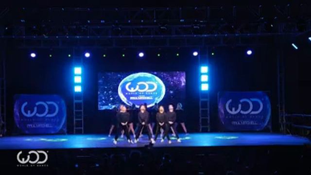 THE Coolest Performance By # THE ROYAL FAMILY