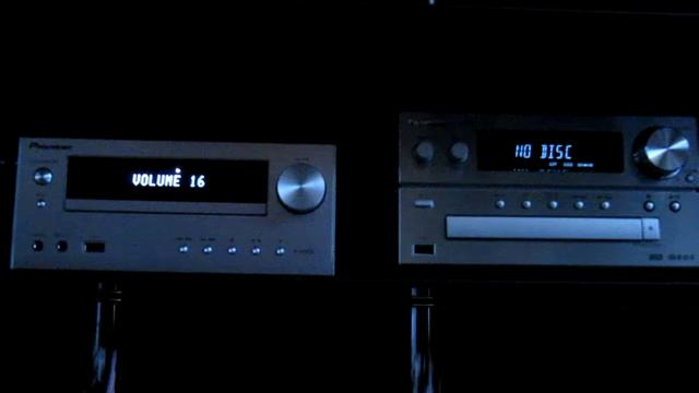 Pioneer X-HM15 BT vs Panasonic SC-РМХ5 смотреть онлайн