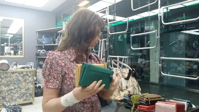 #женскаясумка ❤️#женскийкошелек ❤️ 1500 РУБЛЕЙ ? ПЛАТОК В ПОДАРОК ? ТОЛЬКО ДЛЯ ВАС МИЛЫЕ И НЕЖНЫЕ ? смотреть онлайн