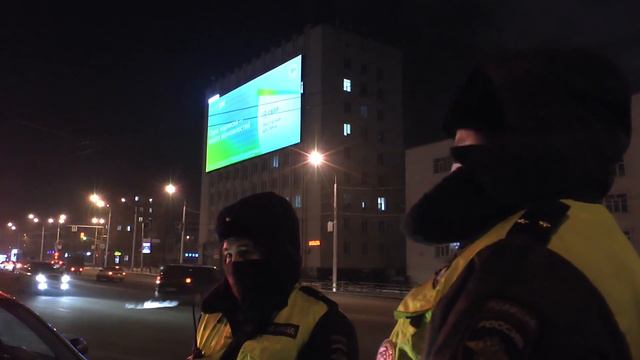 ВЫШЛИ НА ОХОТУ 2020/ДПС ГИБДД УФА/СОВМЕСТНЫЙ РЕЙД/ШТУРМАН 102/ДАЛЬНОБОЙ 102/СТАРКАМ смотреть онлайн