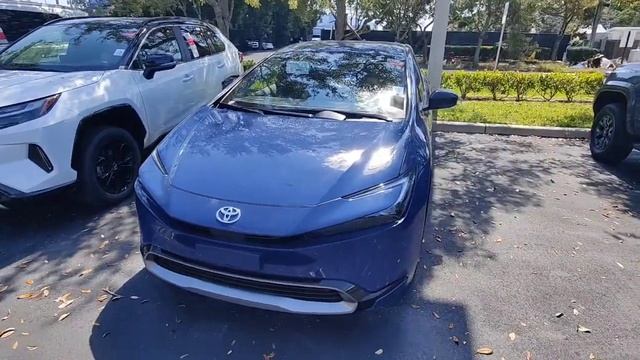 Обзор и цена 2023 Toyota Prius!  Авто из США!