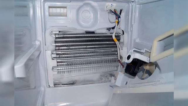 Ремонт Холодильников / РЕМОНТ ХОЛОДИЛЬНИКА Samsung / Простой ремонт холодильника Самсунг с ноу фрост смотреть онлайн