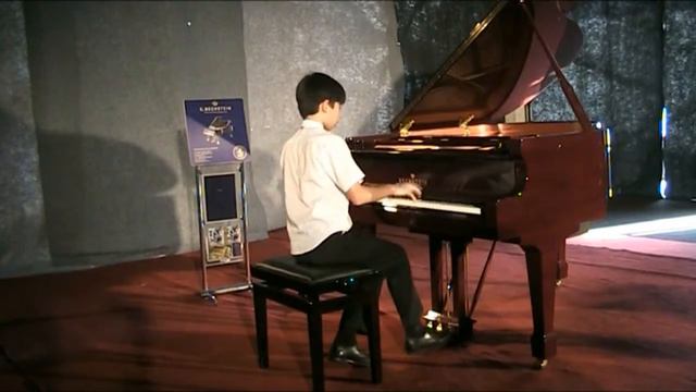 Катя Елисеева принимает участие в ГОГОЛЬFEST'15 26.09.2015 смотреть онлайн