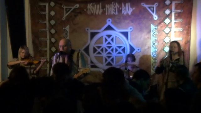 Тролль Гнёт Ель в Курске! (БАРRе, 22.02.2017) смотреть онлайн