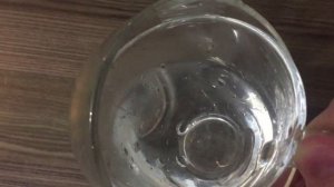 Как вытащить стеклянный стакан из другого стеклянного стакана