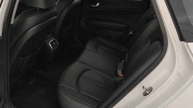 Kia Optima 2.0 AT, 2019, 140 100 км. цена ? 1.399.000 ? смотреть онлайн