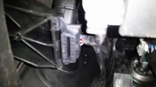 2014-2020 MINI Cooper - OBD2 / OBDII Diagnostics Port Location - Under Dashboard смотреть онлайн
