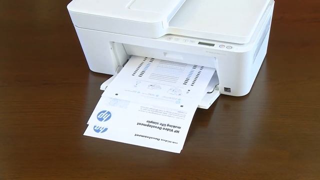 Загрузка бумаги и выравнивание картриджей | Принтеры серии DeskJet 2700, DeskJet Plus 4100 | HP смотреть онлайн