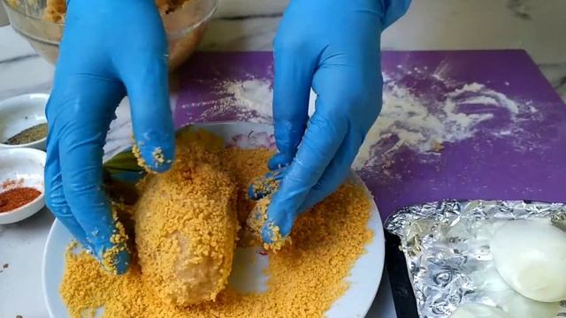 Яйцо по-Шотландски (англ. Scotch egg) котлеты с начинкой смотреть онлайн