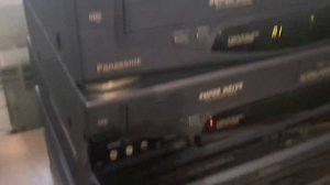 HIFI стерео видеомагнитофоны panasonic nv hd 650ee и 600ее. маленький обзор. сходство и различие.