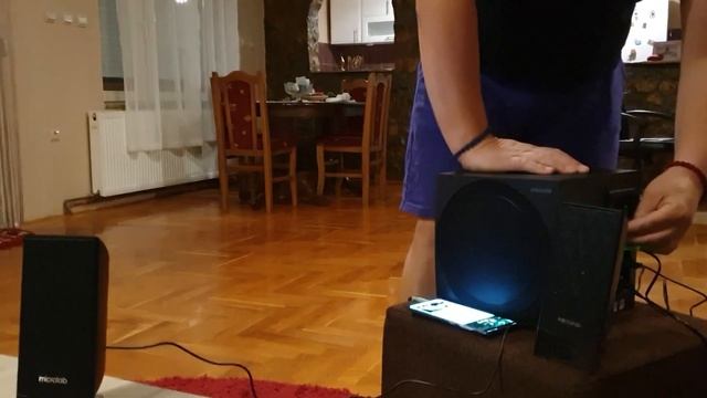 NOVI PC ZVUCNICI,MICROLAB M 300 ?TEST+UNBOXING? смотреть онлайн