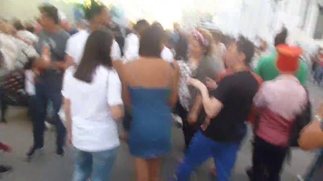 Минэко Чи показывает японский способ знакомства с девушкой в Саратове смотреть онлайн