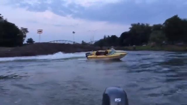 YAMAHA FETO 60 wave jump w/splash смотреть онлайн