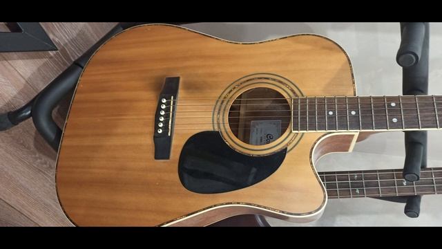 Микрофон Shure SM57-LCE - запись акустической гитары, ритм смотреть онлайн