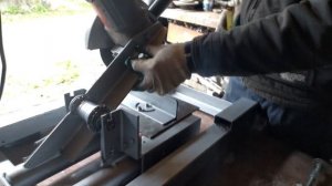 Торцовочная пила с протяжкой