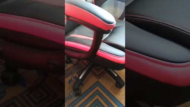 Отзыв на игровое компьютерное кресло бюрократ CH-829 смотреть онлайн