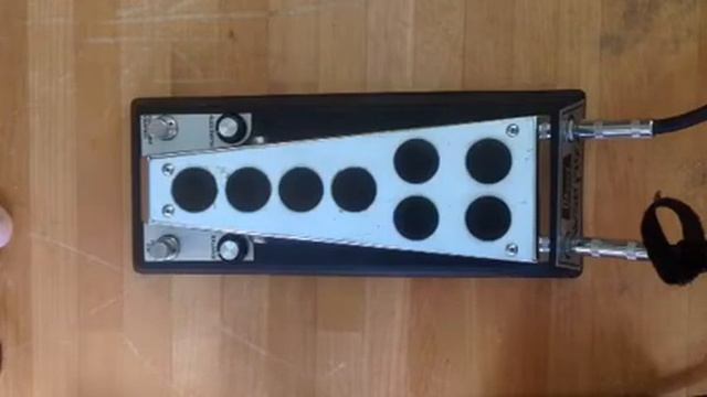Ibanez Standard Wau Fuzz смотреть онлайн