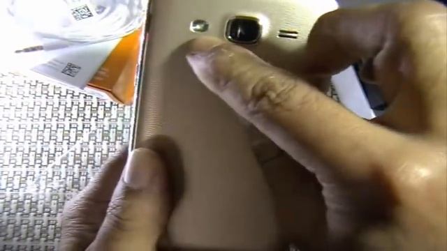 فتح علبة هاتف samsung j2 ومعرفة مكوناتها وميزات الهاتف смотреть онлайн